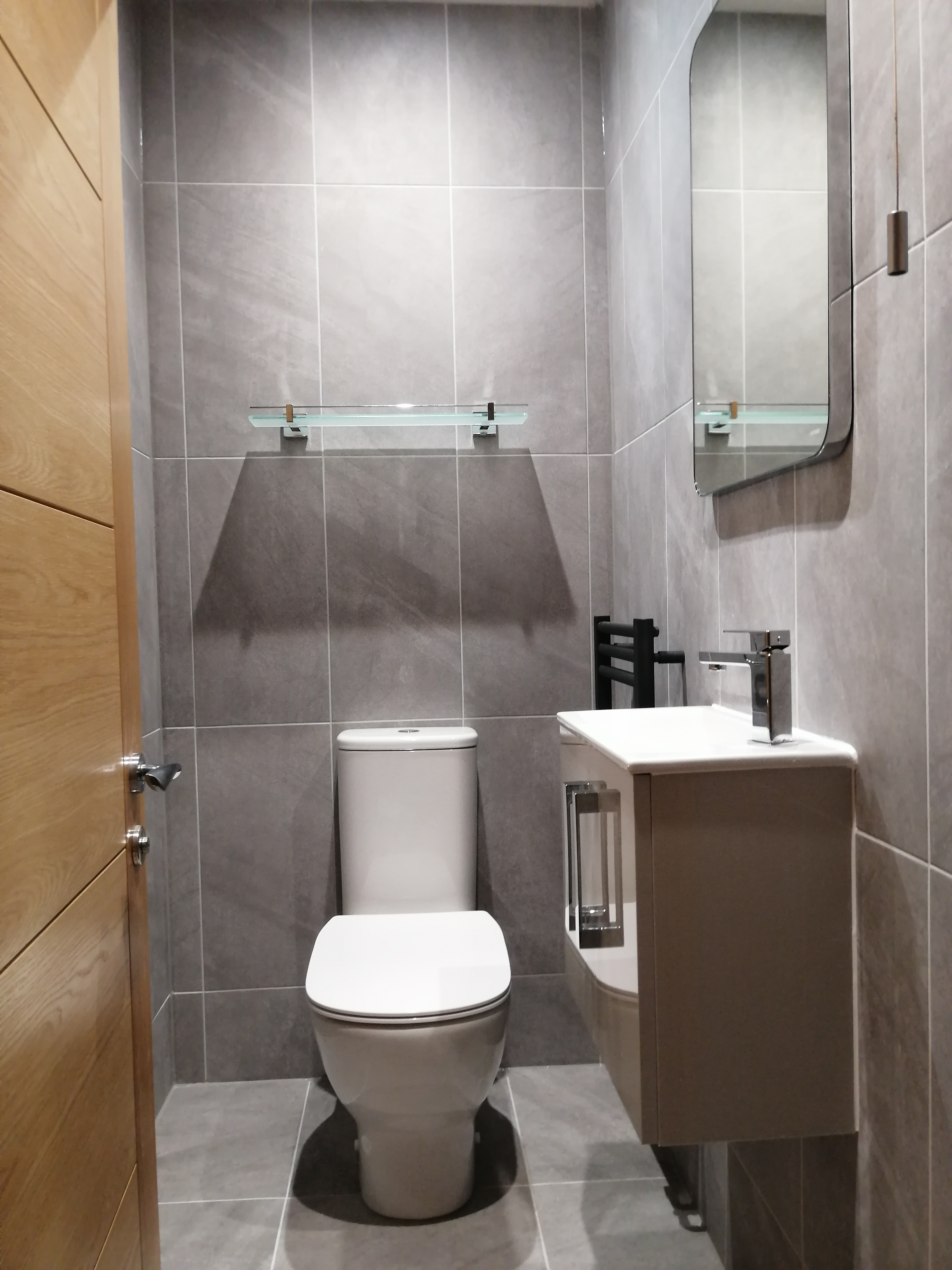 Cloakroom installation